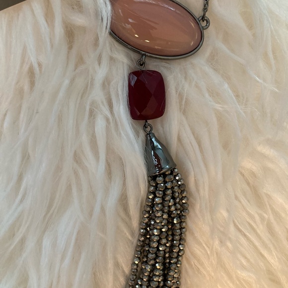 Chico’s NWT Carnation pendant Necklace. - Picture 5 of 6